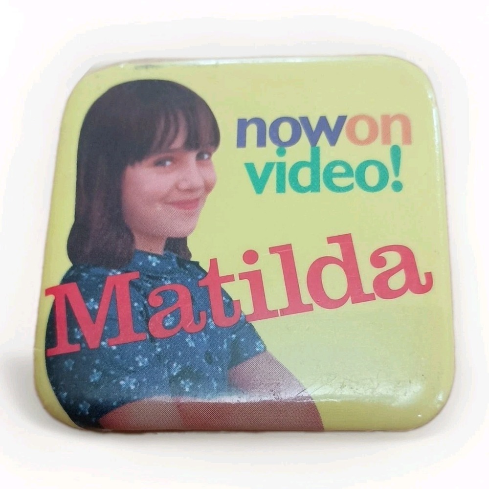 Matilda Video DVD Release Promo Movie Button Pin 90s Mara Wilson Roald Dahl